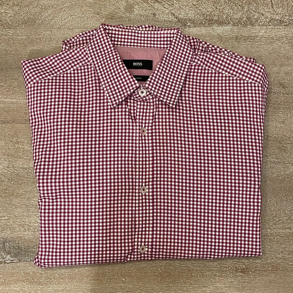 Men’s Hugo Boss long sleeve button down shirts size medium